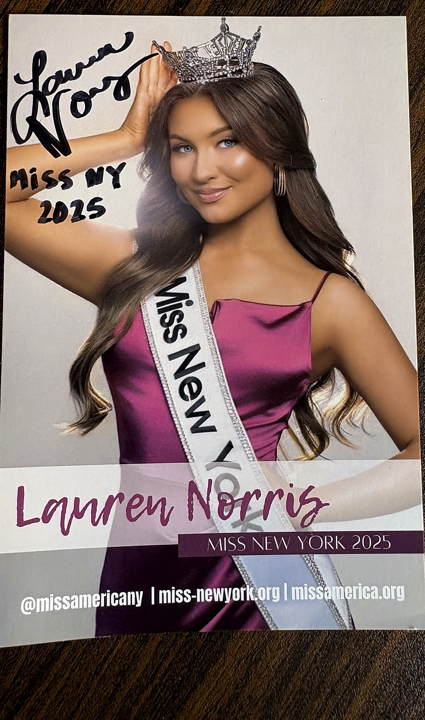 Signed Lauren Norris Miss New York 2025 card from Da Nina historical archive